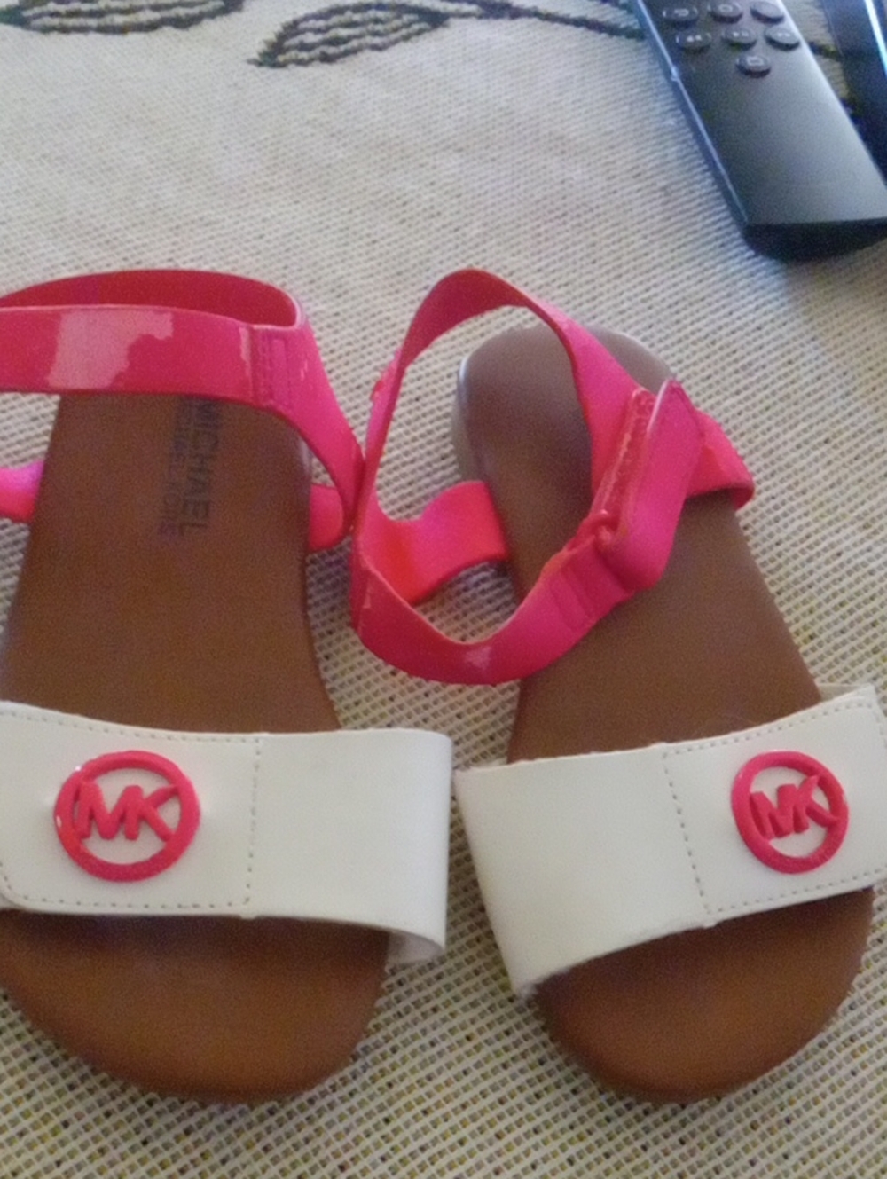 Michael Kors Girls Pink and White Logo Strap Sandals Size 7 T